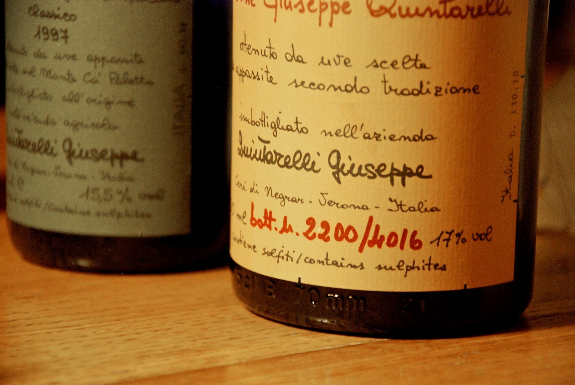 Come leggere l’etichetta del vino: sigle, annata, terroir e grado alcolico